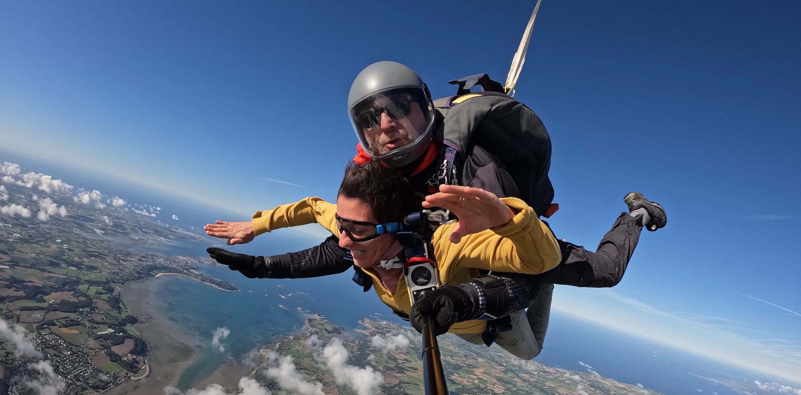 Saut en parachute tandem au-dessus de la baie de Morlaix